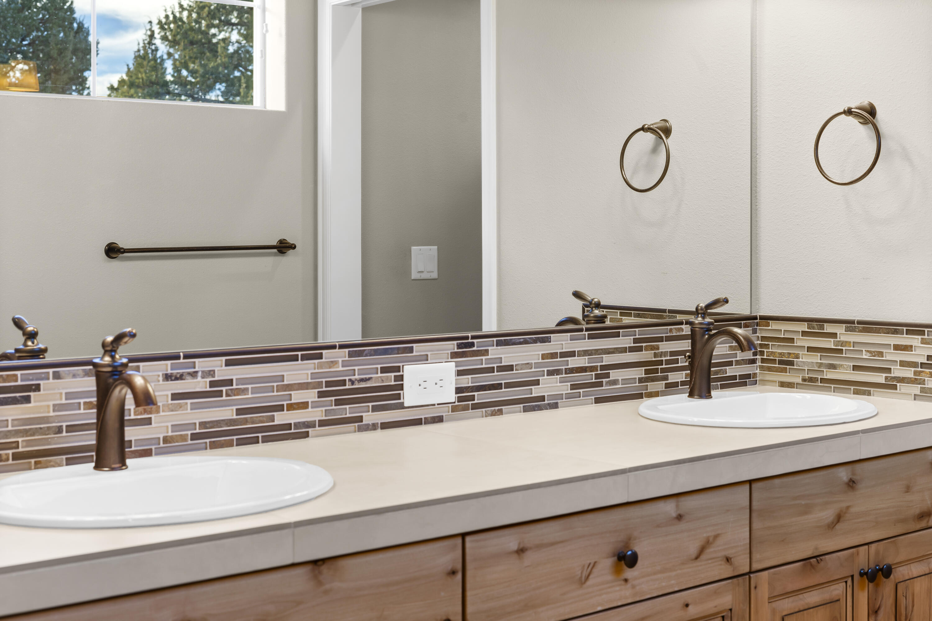 Eagle Crest - Residential