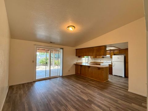 Tiny photo for 3015 Milhoan Drive, Medford, OR 97504 (MLS # 220220188)