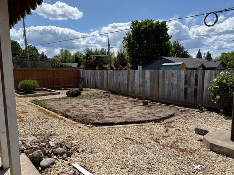 Tiny photo for 3015 Milhoan Drive, Medford, OR 97504 (MLS # 220220188)