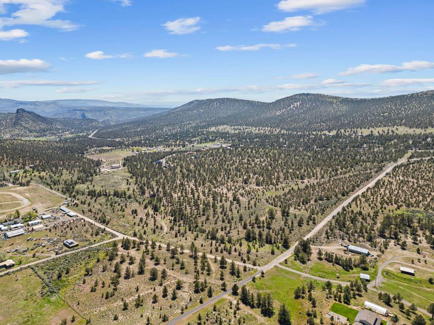 Nestled in the outskirts of Prineville, Oregon, is an expansive property with 31.21 acres of magnificent terrain perfect for building your dream home. Approved for a
standard septic system. As you approach the property, you'll be greeted by a sturdy, newly crafted fence that encloses the entire perimeter. The land's potential for
subdivision adds an enticing opportunity for investors or those looking to create their own secluded community. The layout allow for the development of multiple
homesites without compromising the privacy and exclusivity of the individual lots. With each parcel boasting unique views and characteristics such as old growth juniper
& Antelope dry creek. Located just a few short minutes from the renowned Prineville Reservoir. Whether you're an avid fisherman, a water sports enthusiast, or simply
enjoy basking in the sun on the shoreline, the reservoir provides an idyllic setting for leisure and adventure.