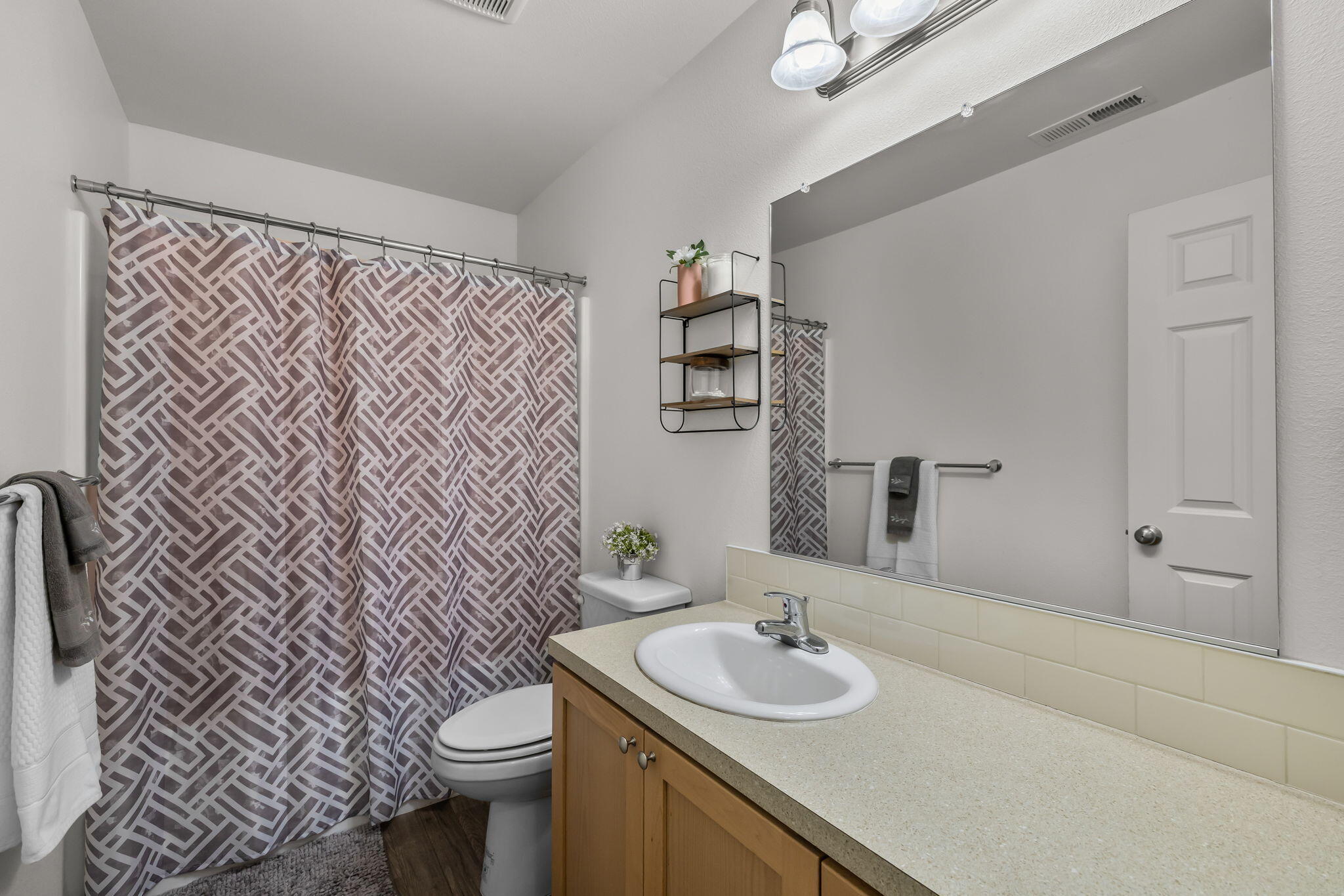 Deschutes River Acre - Residential