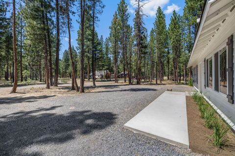 Tiny photo for 15325 Bear Street, La Pine, OR 97739 (MLS # 220206162)