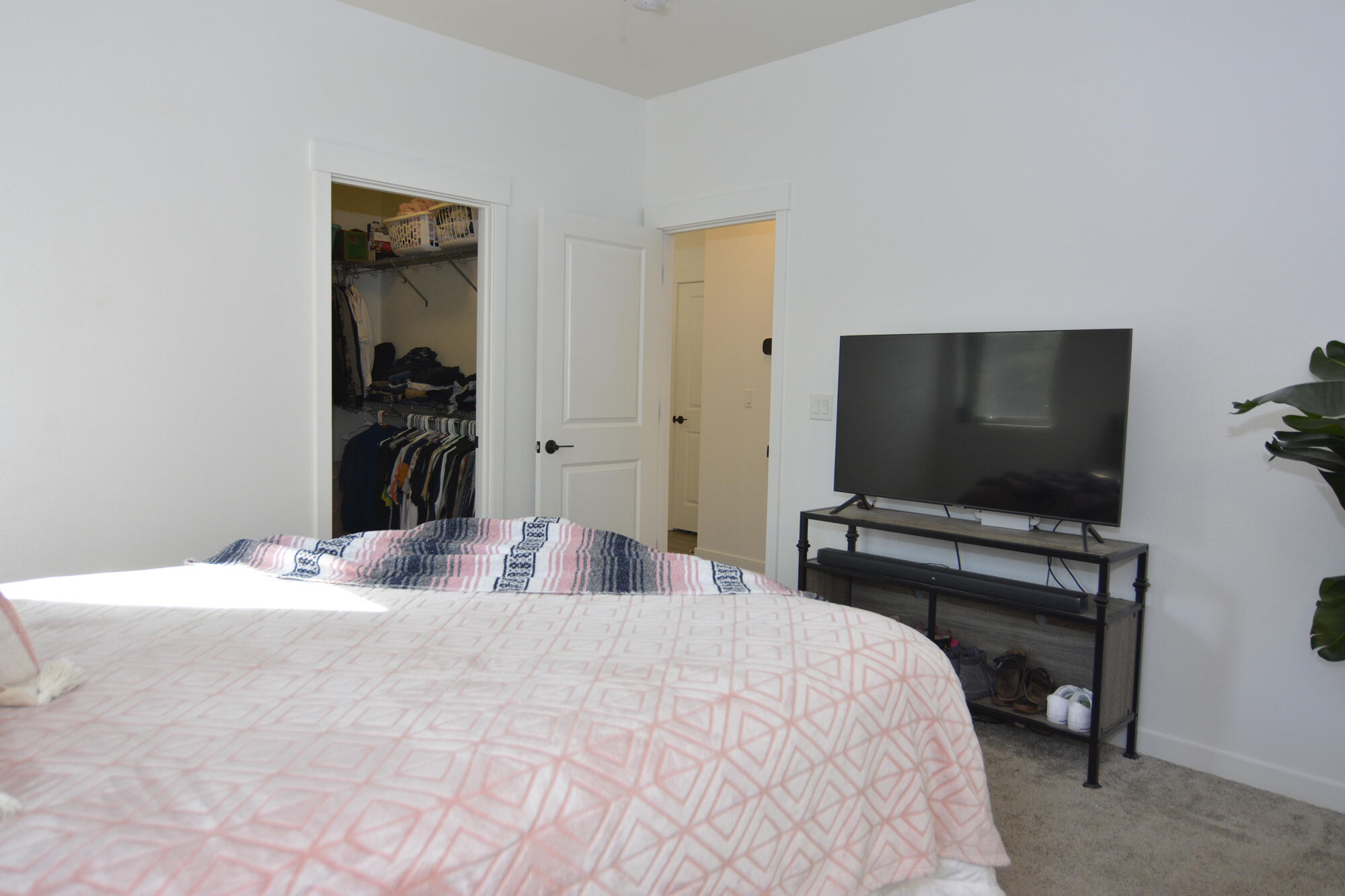 Crescent Creek - Residential