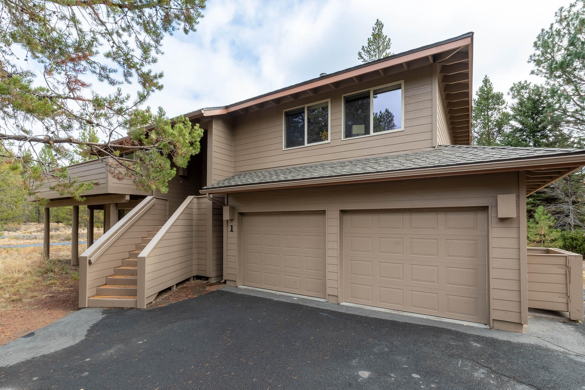 Fairway Point Villag - Residential