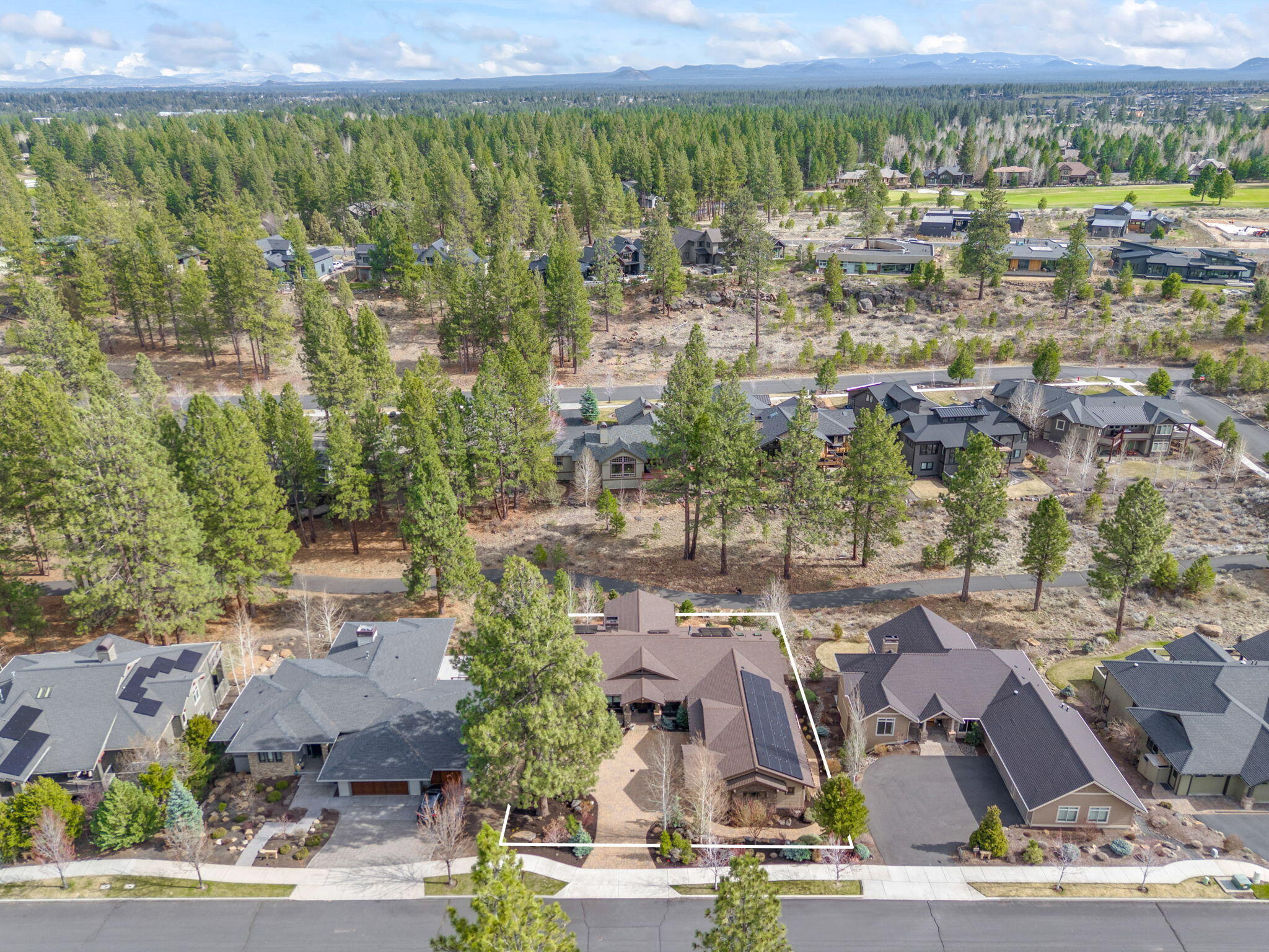 Skyliner Summit - Residential