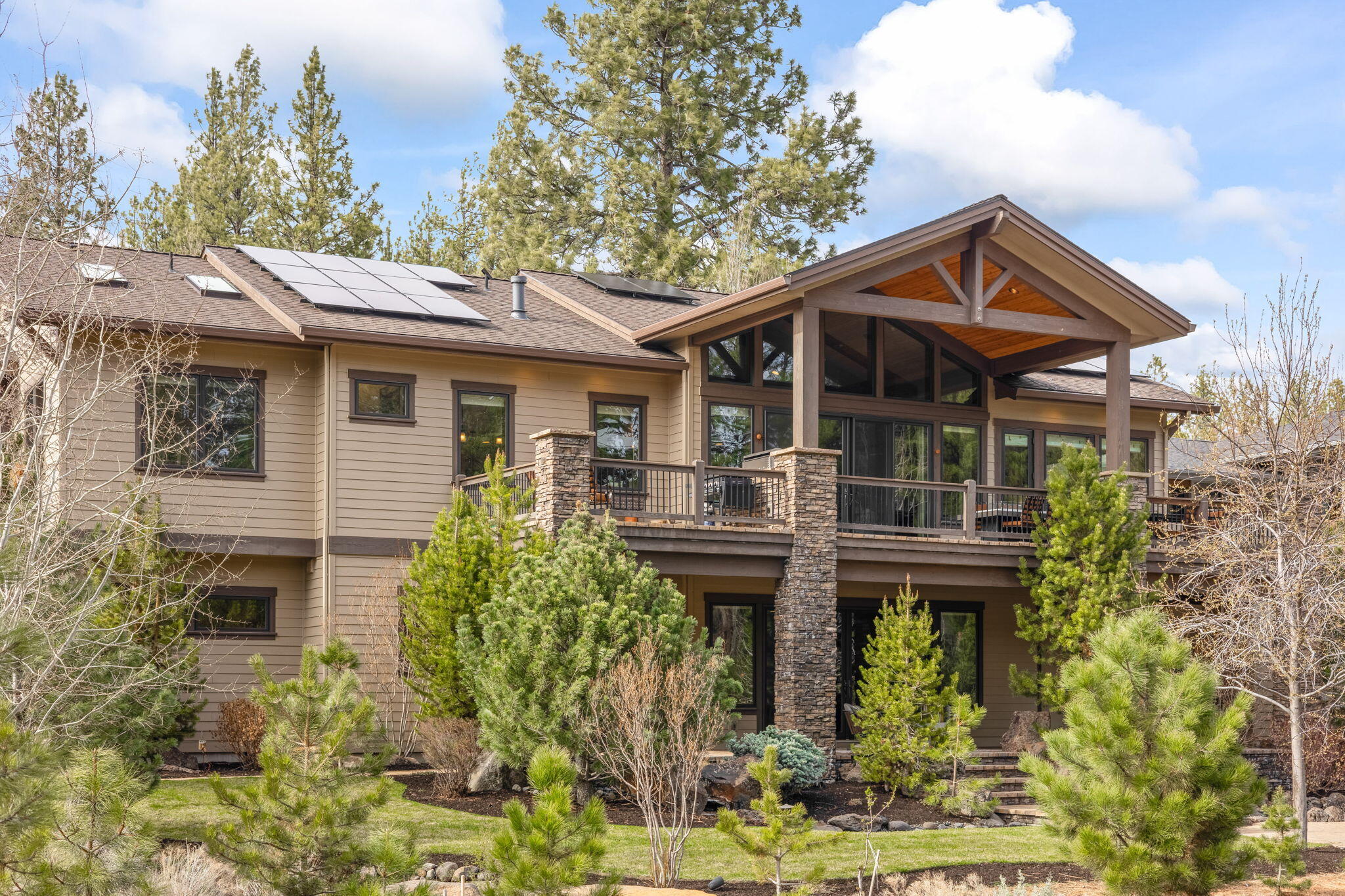 Skyliner Summit - Residential