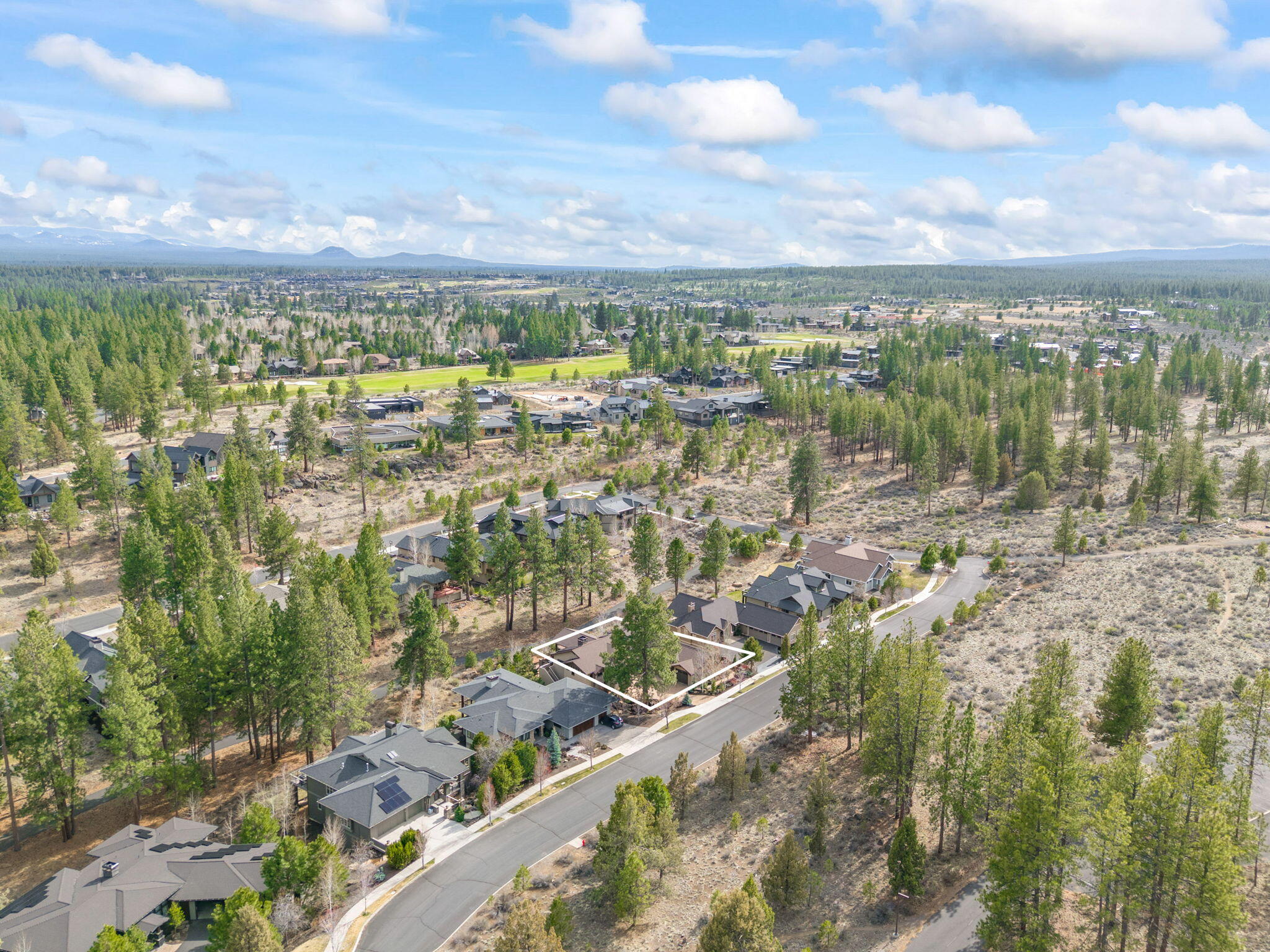 Skyliner Summit - Residential