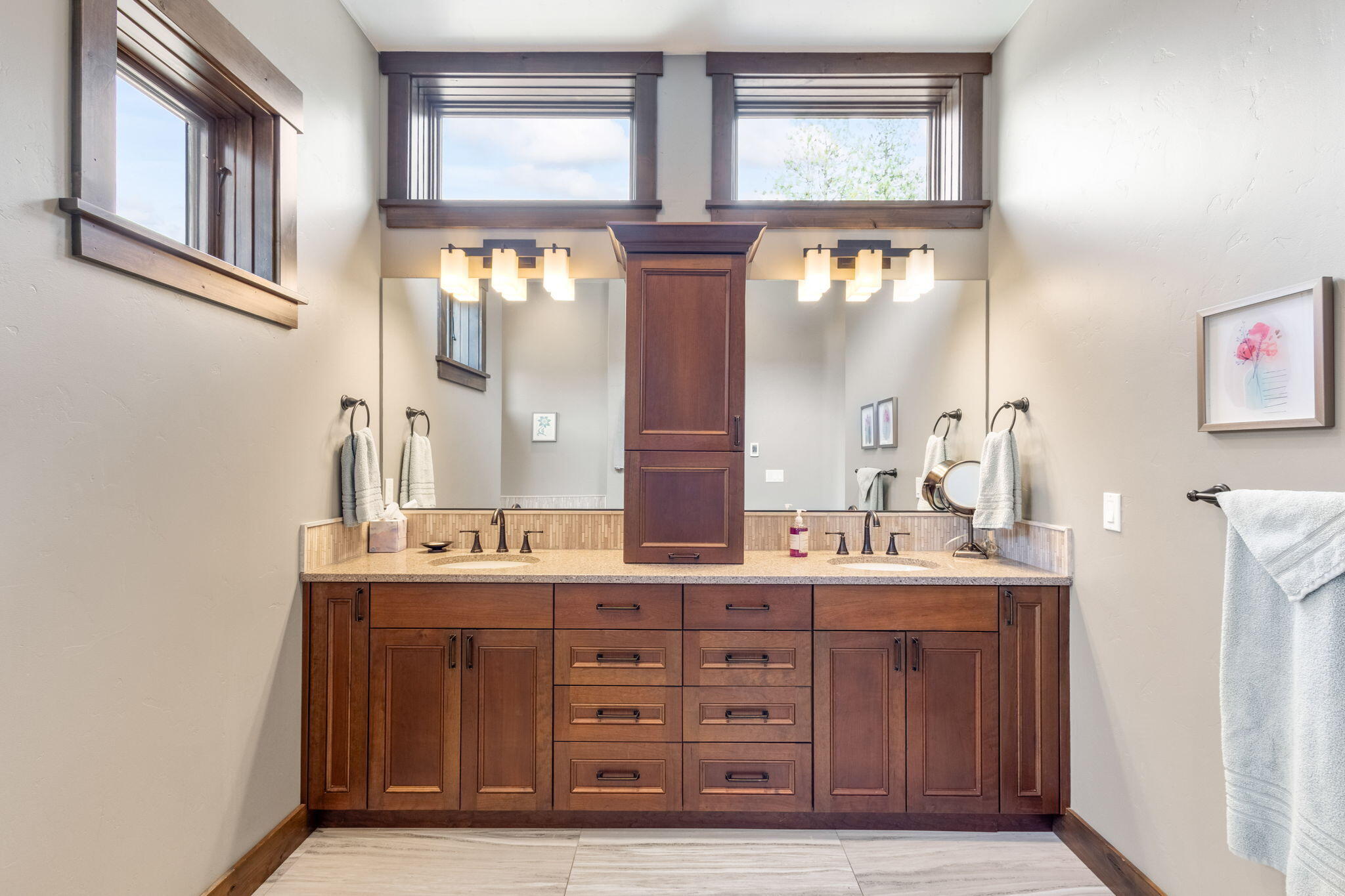 Skyliner Summit - Residential