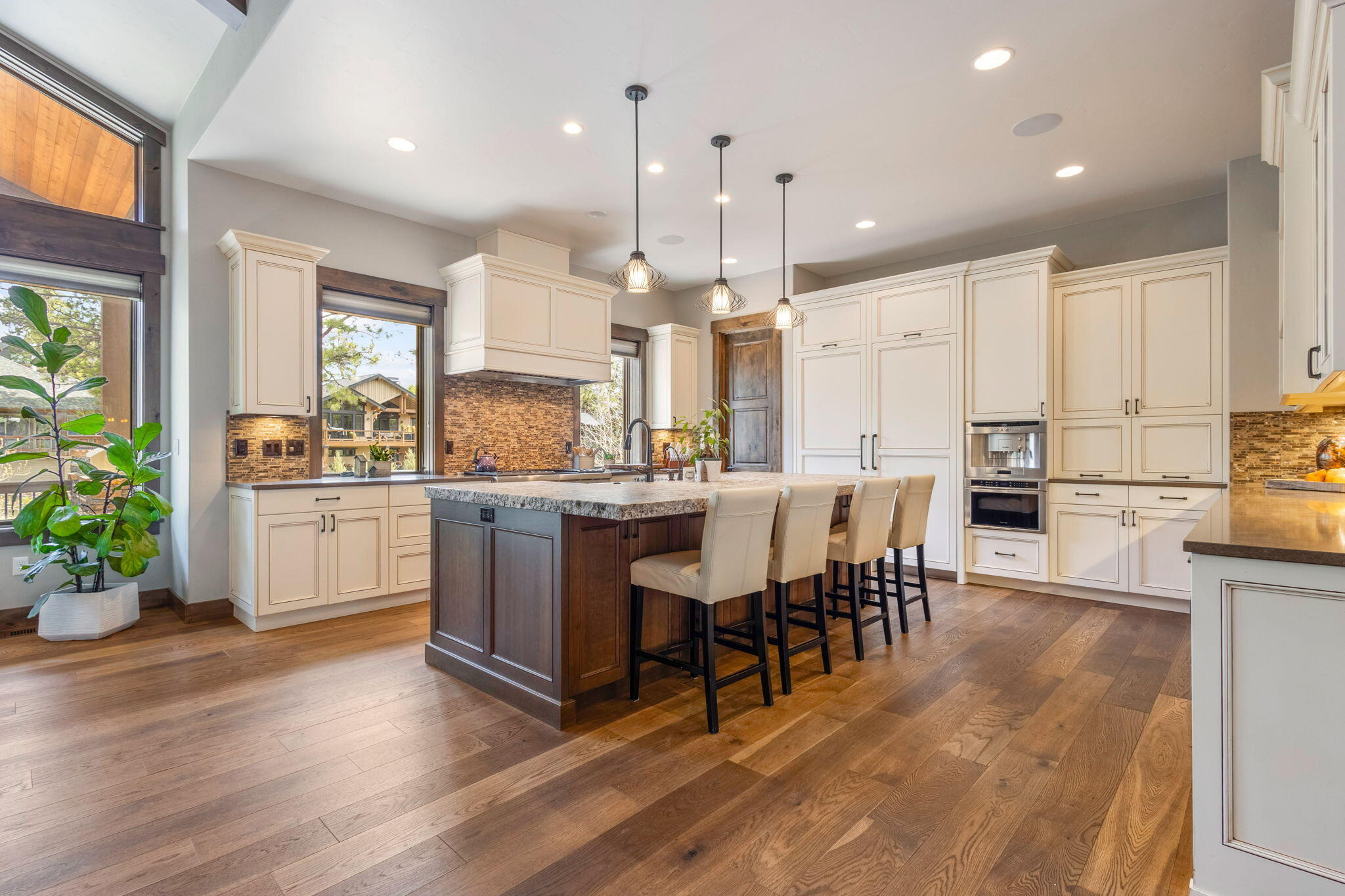 Skyliner Summit - Residential