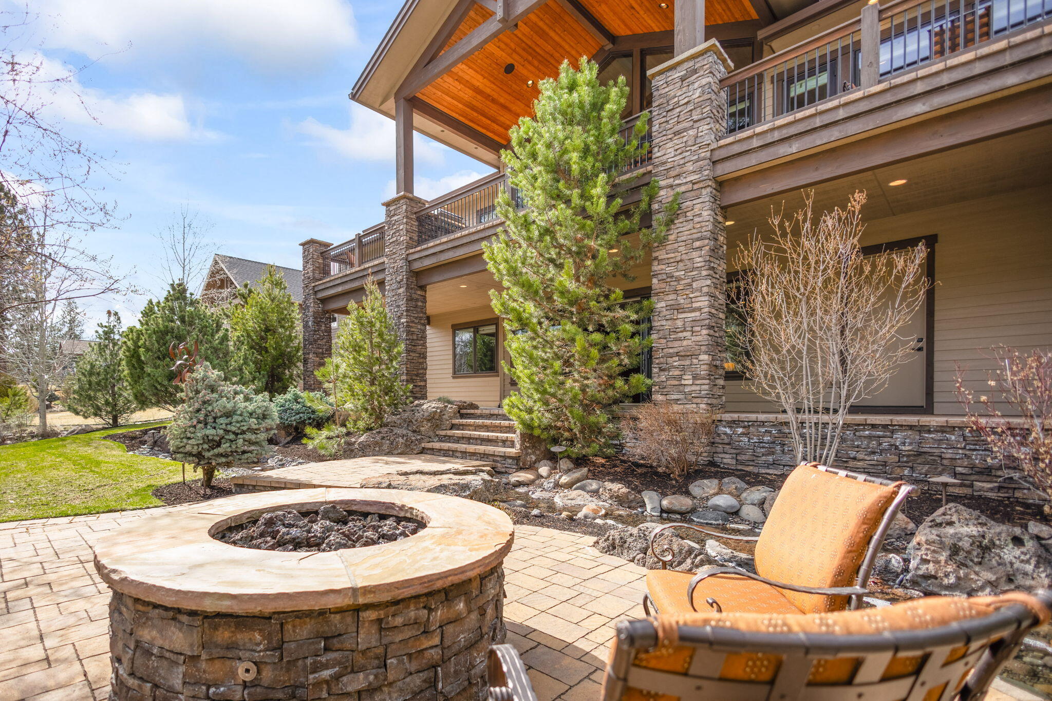 Skyliner Summit - Residential