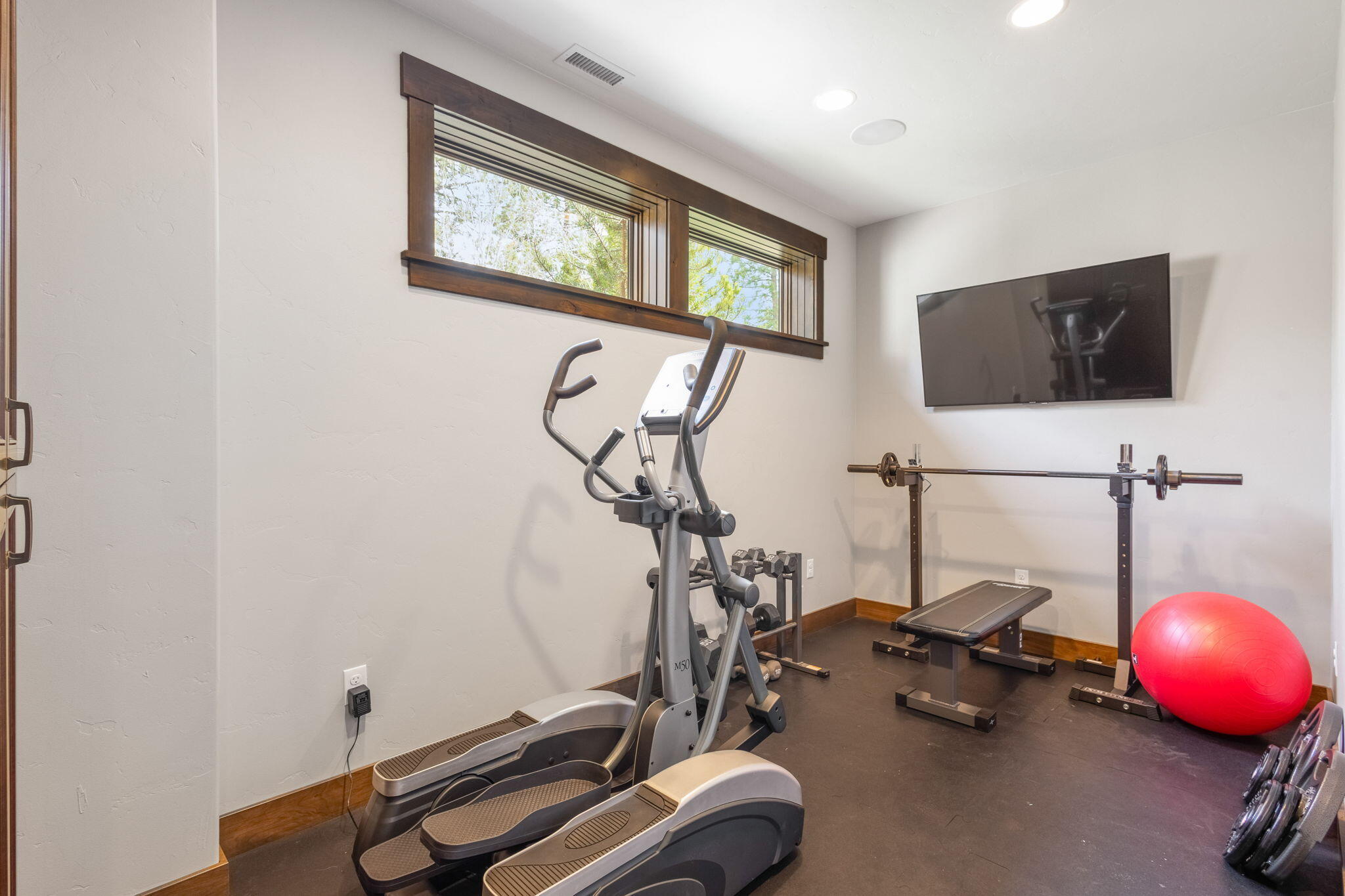 Skyliner Summit - Residential