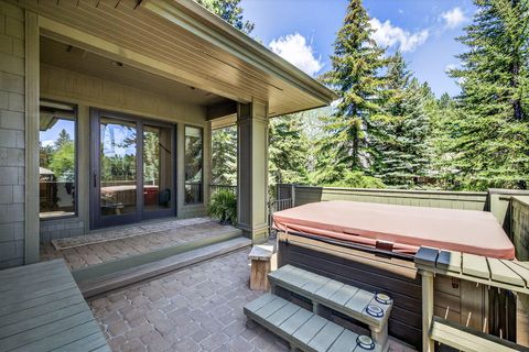 Tiny photo for 61712 Broken Top Drive, Bend, OR 97702 (MLS # 220216937)