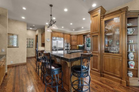 Tiny photo for 61712 Broken Top Drive, Bend, OR 97702 (MLS # 220216937)