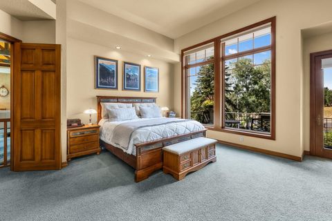 Tiny photo for 61712 Broken Top Drive, Bend, OR 97702 (MLS # 220216937)