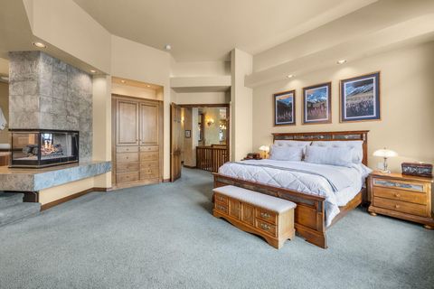 Tiny photo for 61712 Broken Top Drive, Bend, OR 97702 (MLS # 220216937)