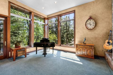 Tiny photo for 61712 Broken Top Drive, Bend, OR 97702 (MLS # 220216937)