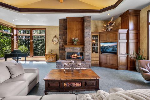 Tiny photo for 61712 Broken Top Drive, Bend, OR 97702 (MLS # 220216937)