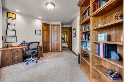 Tiny photo for 61712 Broken Top Drive, Bend, OR 97702 (MLS # 220216937)