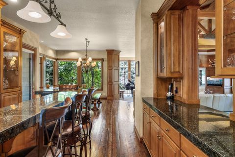 Tiny photo for 61712 Broken Top Drive, Bend, OR 97702 (MLS # 220216937)