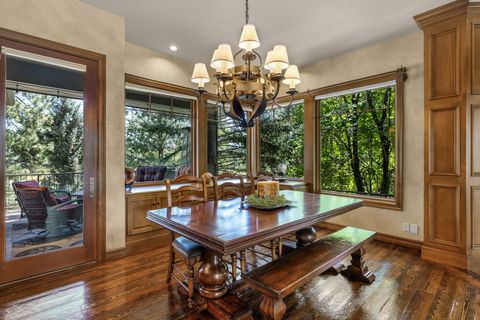 Tiny photo for 61712 Broken Top Drive, Bend, OR 97702 (MLS # 220216937)