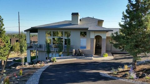 893 Highland View Loop Redmond OR 97756