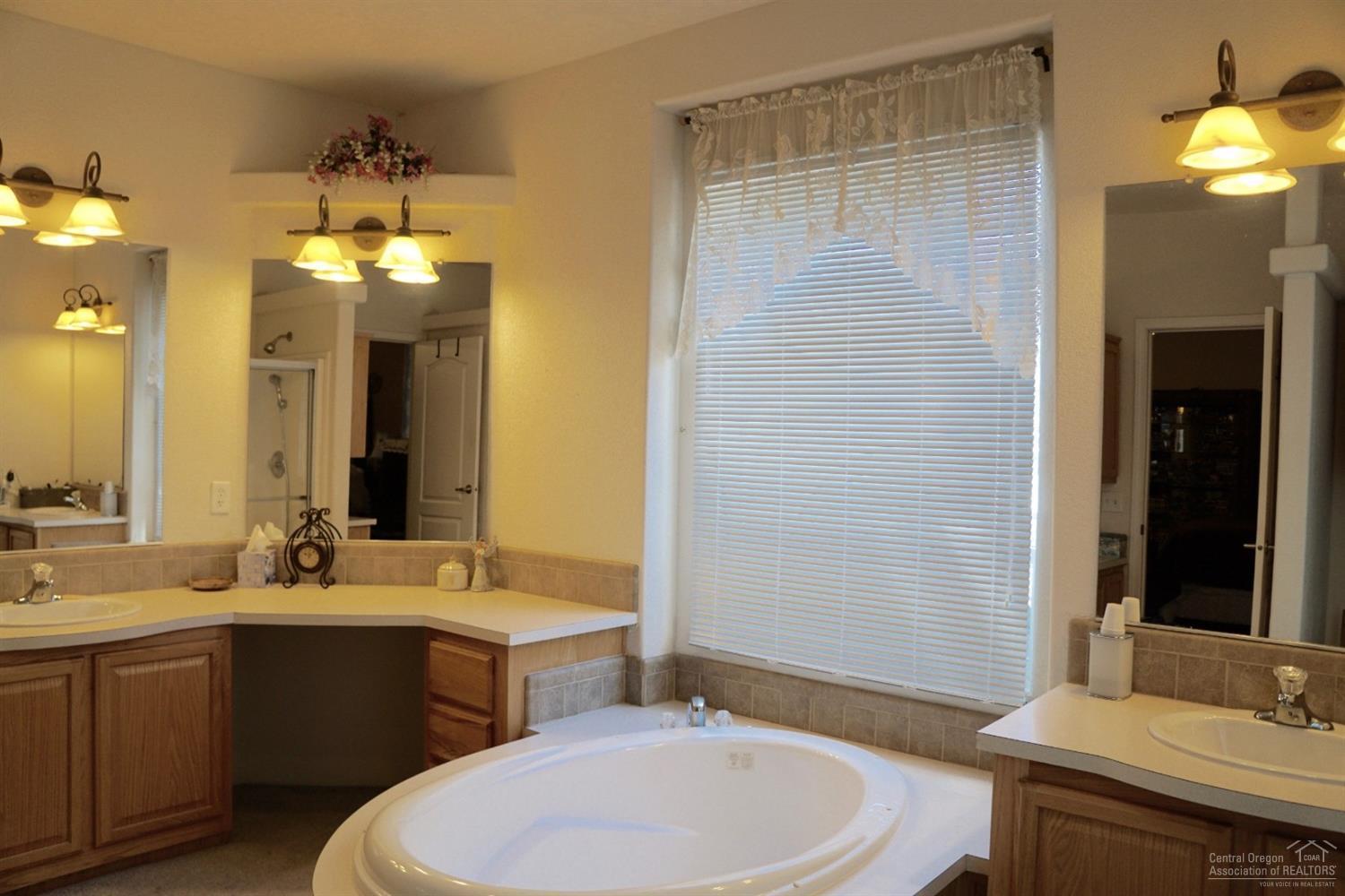 Idleway Acres - Residential