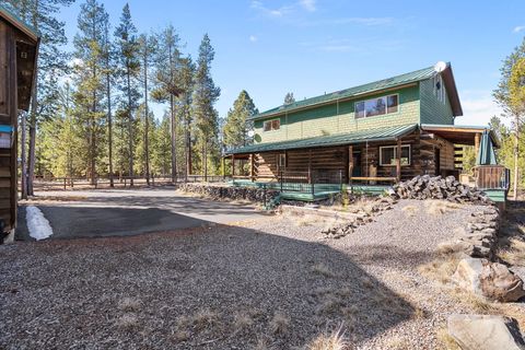 Tiny photo for 15124 E River Loop Drive E, Bend, OR 97707 (MLS # 220217044)