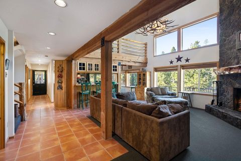 Tiny photo for 15124 E River Loop Drive E, Bend, OR 97707 (MLS # 220217044)