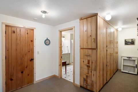 Tiny photo for 15124 E River Loop Drive E, Bend, OR 97707 (MLS # 220217044)