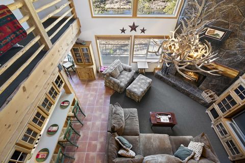 Tiny photo for 15124 E River Loop Drive E, Bend, OR 97707 (MLS # 220217044)