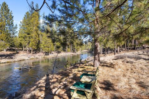Tiny photo for 15124 E River Loop Drive E, Bend, OR 97707 (MLS # 220217044)