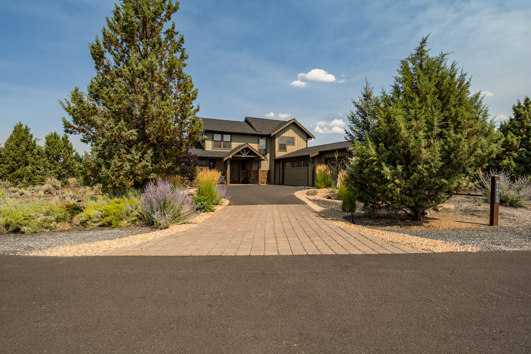 16585 SW Wildhorse Court