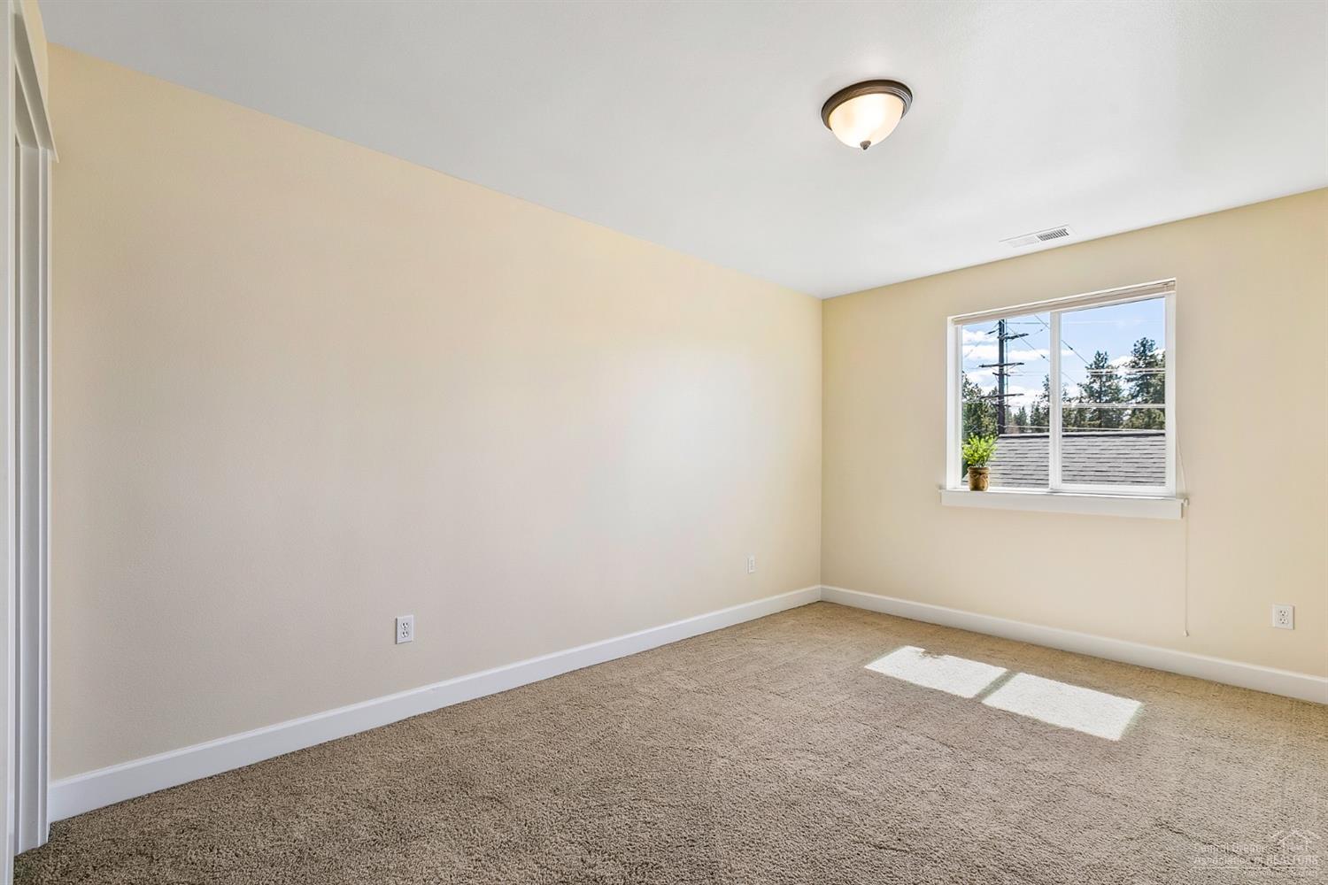 The Bluffs River Ben - Residential