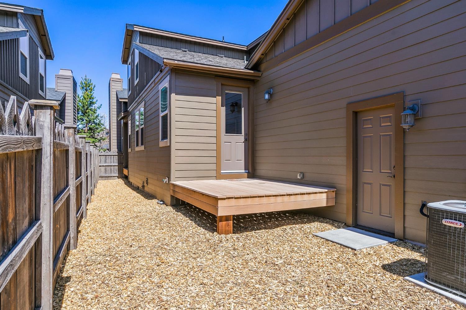 The Bluffs River Ben - Residential