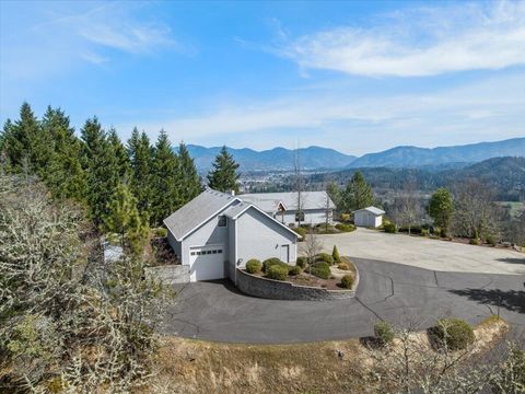 Tiny photo for 3601 Campus View Drive, Grants Pass, OR 97527 (MLS # 220215157)