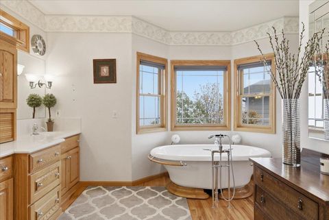 Tiny photo for 3601 Campus View Drive, Grants Pass, OR 97527 (MLS # 220215157)