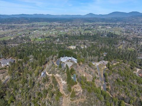 Tiny photo for 3601 Campus View Drive, Grants Pass, OR 97527 (MLS # 220215157)