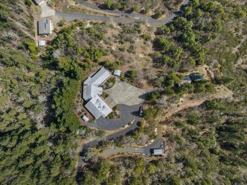 Tiny photo for 3601 Campus View Drive, Grants Pass, OR 97527 (MLS # 220215157)