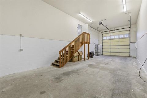 Tiny photo for 3601 Campus View Drive, Grants Pass, OR 97527 (MLS # 220215157)