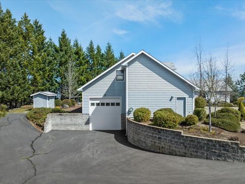Tiny photo for 3601 Campus View Drive, Grants Pass, OR 97527 (MLS # 220215157)