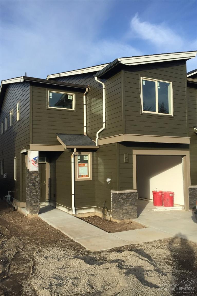 8th Street Cottages - Residential