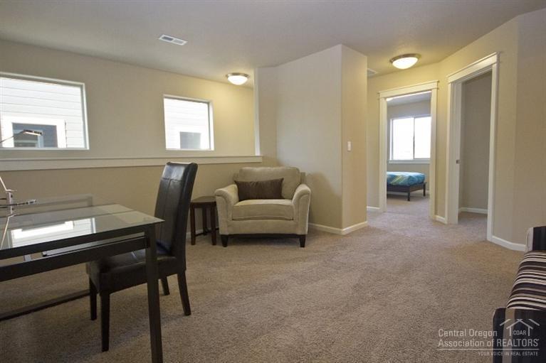 8th Street Cottages - Residential