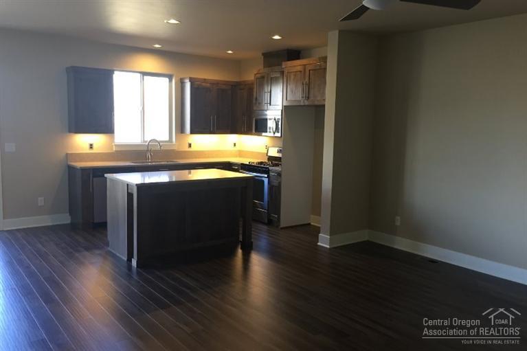 8th Street Cottages - Residential