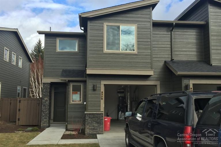 8th Street Cottages - Residential