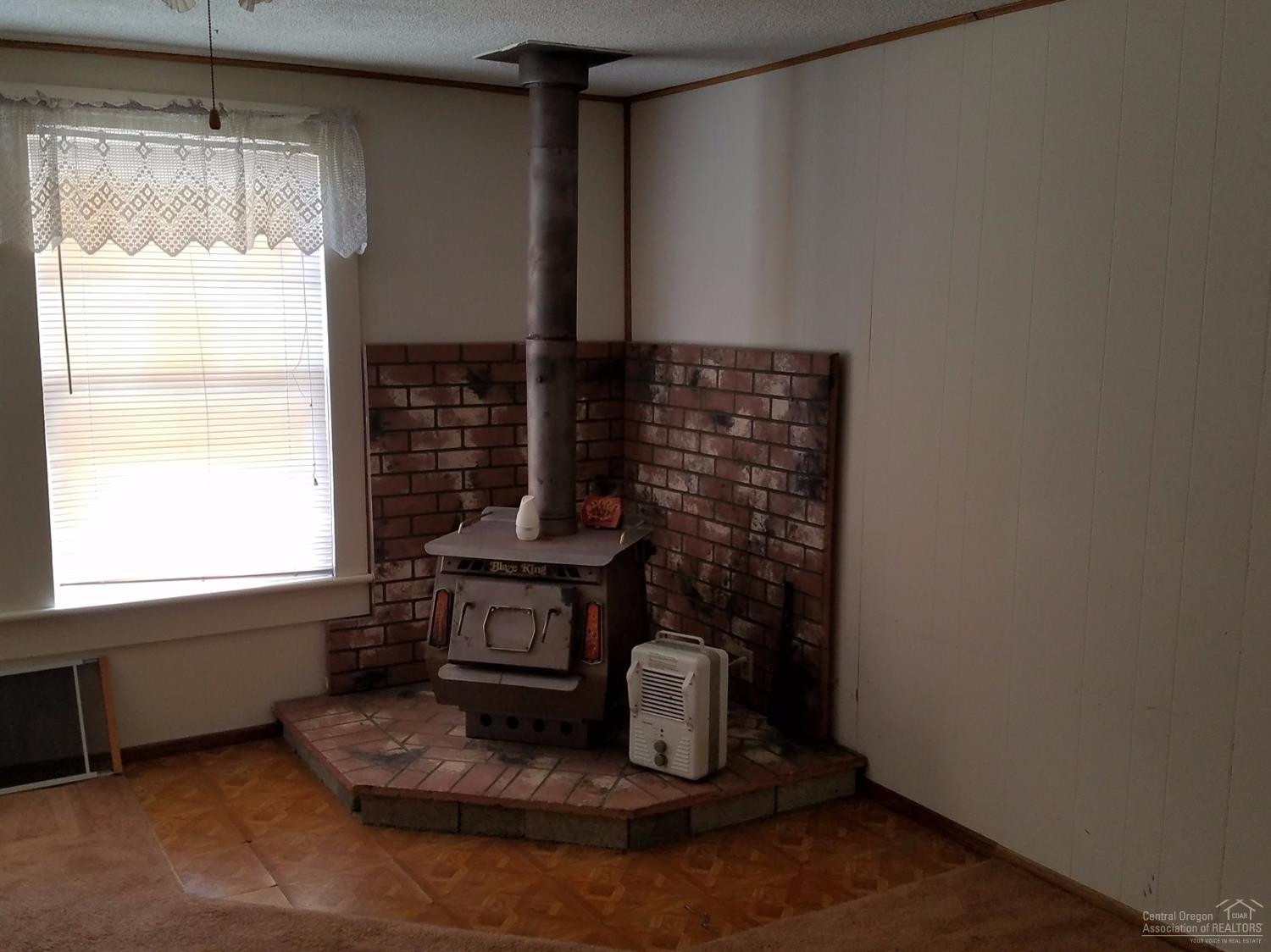 Oregon + Western - Residential