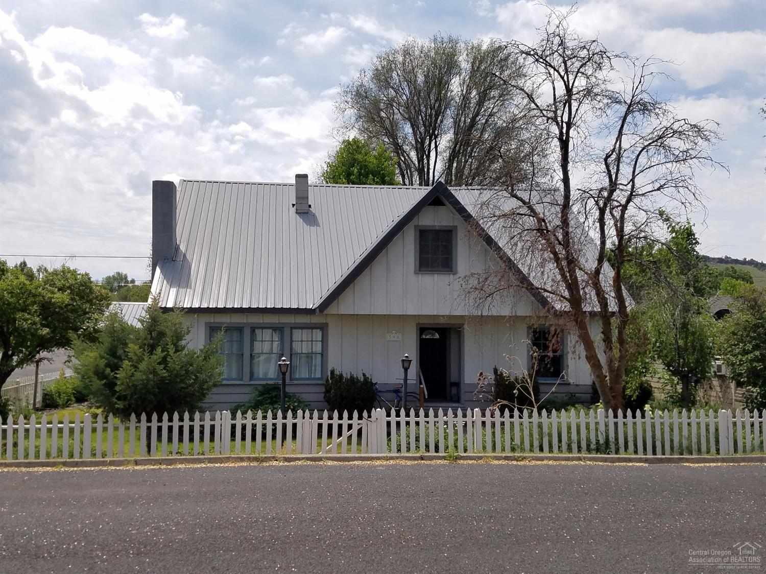 Oregon + Western - Residential