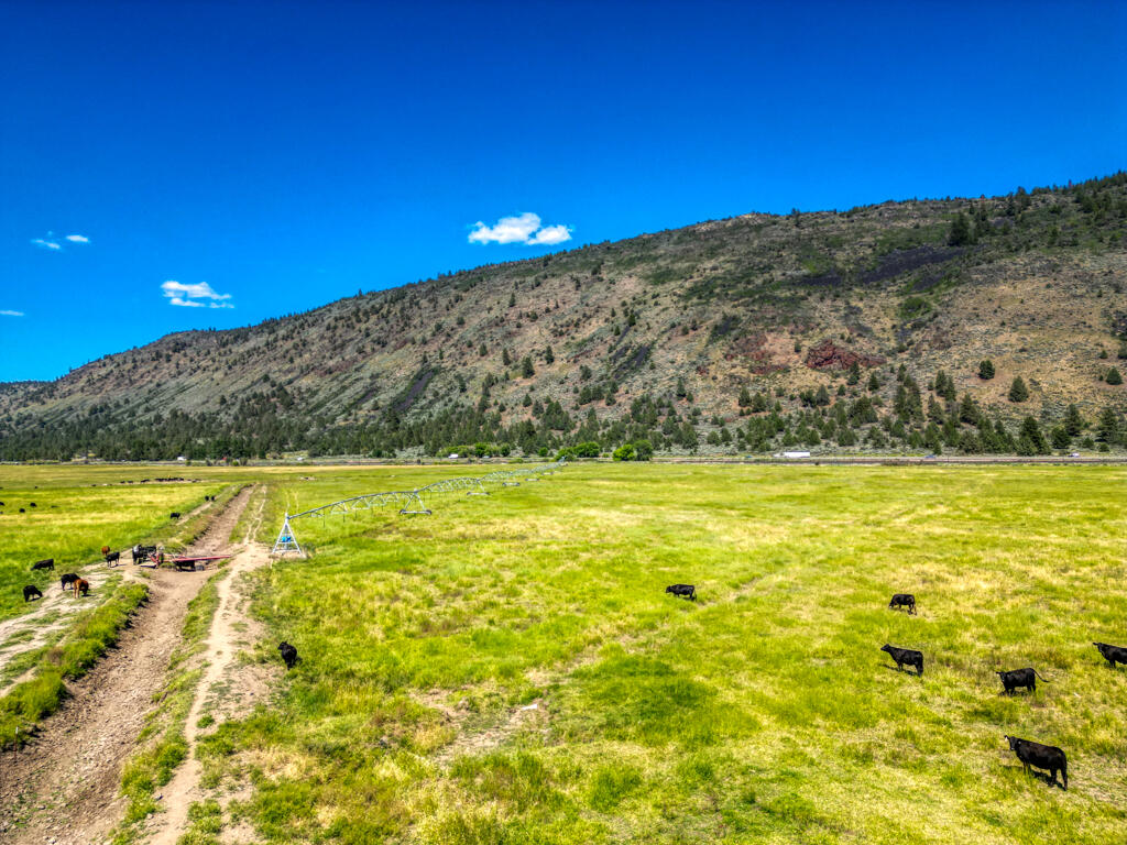 Klamath Country - Land