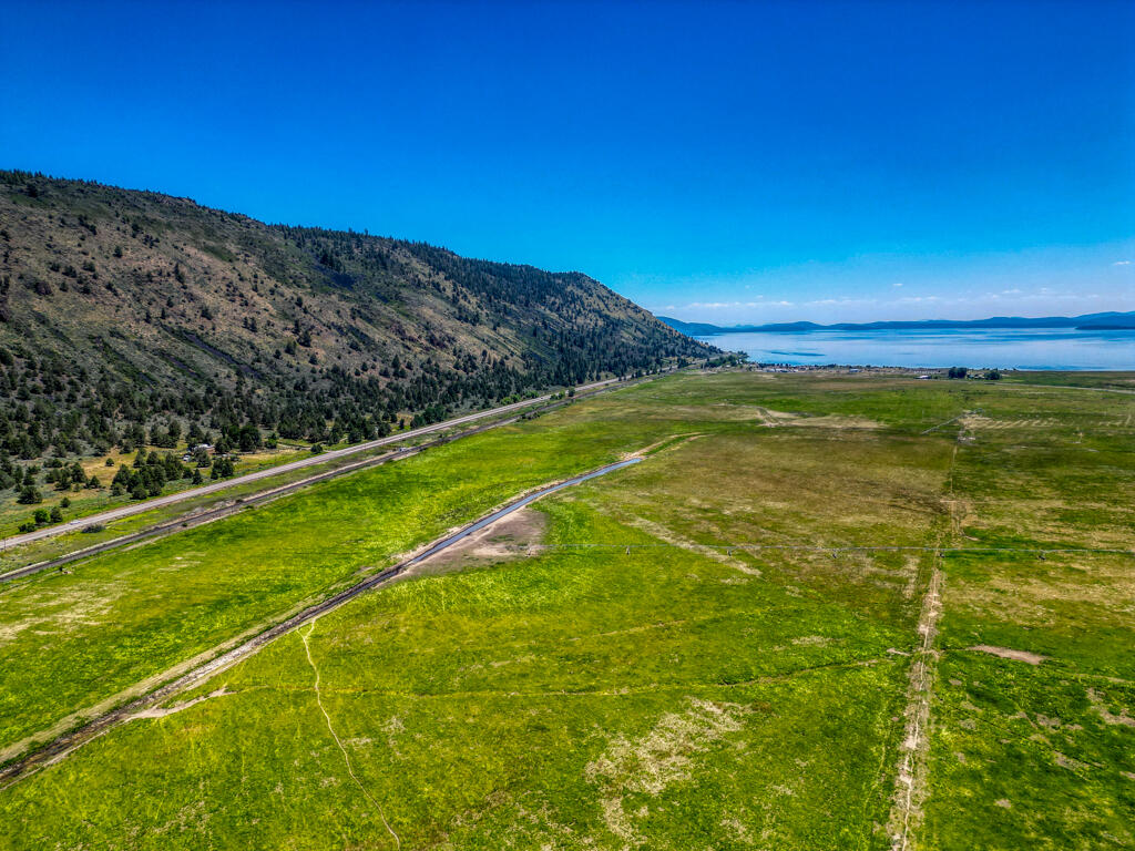 Klamath Country - Land