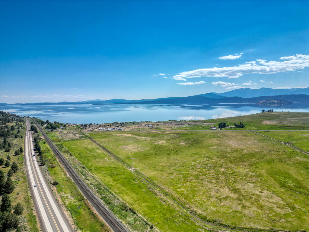 Klamath Country - Land