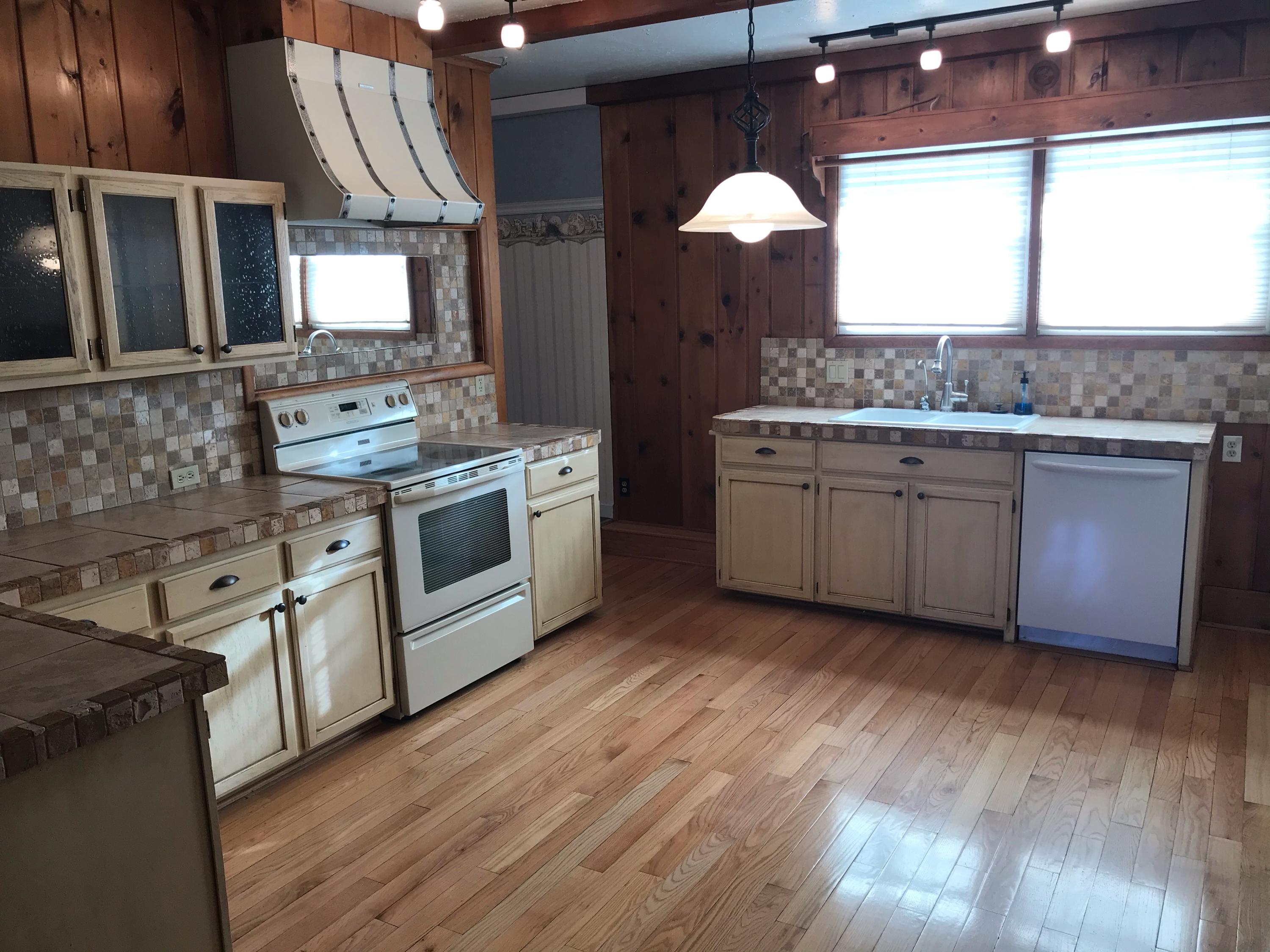 1st Addition Bend Pk - Residential